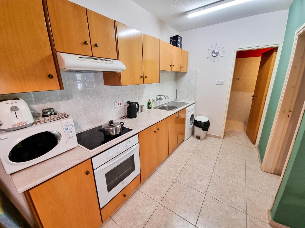 Dock Holiday Apartment 拉纳卡 外观 照片