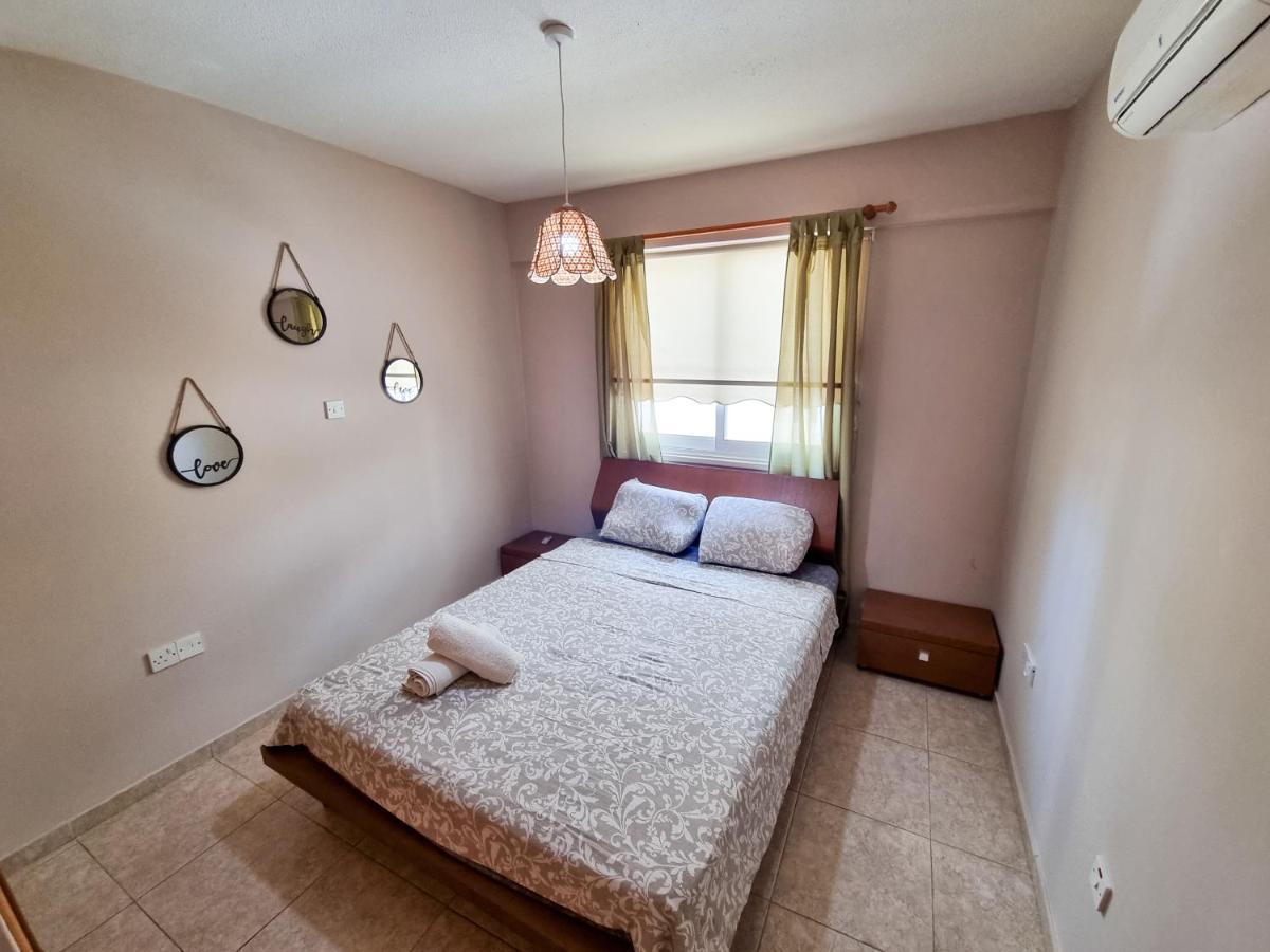 Dock Holiday Apartment 拉纳卡 外观 照片